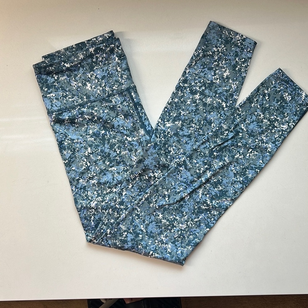 Joy Lab blue workout leggings size M